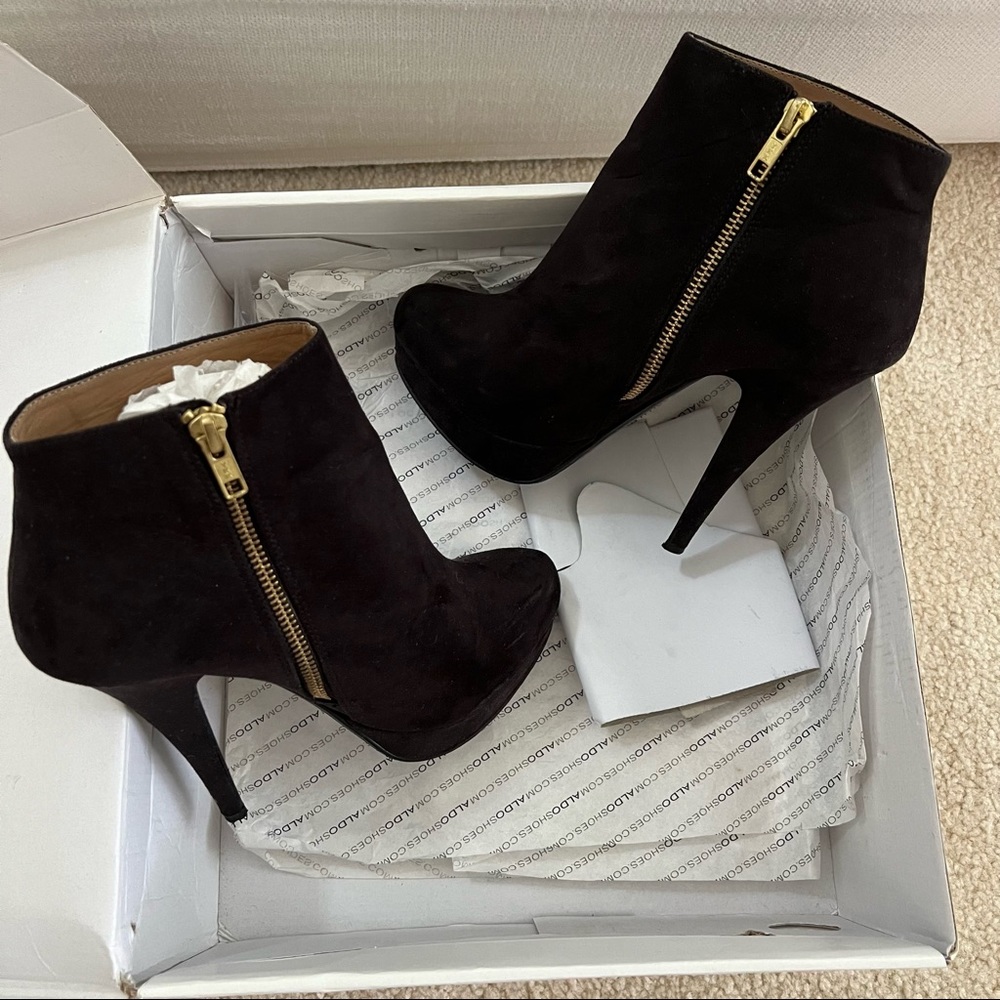 ALDO Booties - “Dyonisya” Black Suede. Size 7
